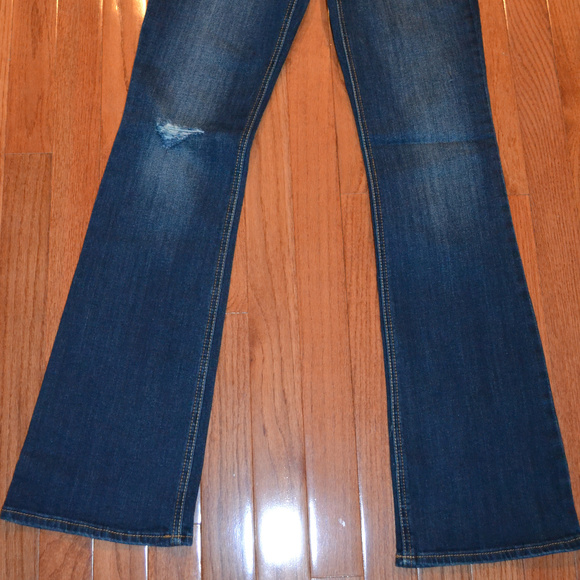 Hollister Boot Cut Jeans, Size 0 Short, NWT - Picture 4 of 4